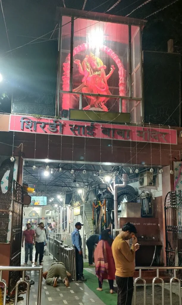 shirdi-sai-baba-mandir